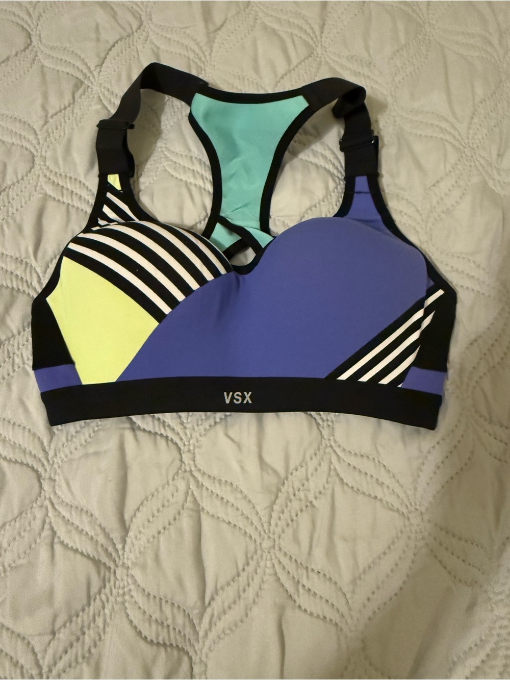 VSX Victoria’s Secret Sport Racerback Sports Bra 32B Colorblock Striped Padded